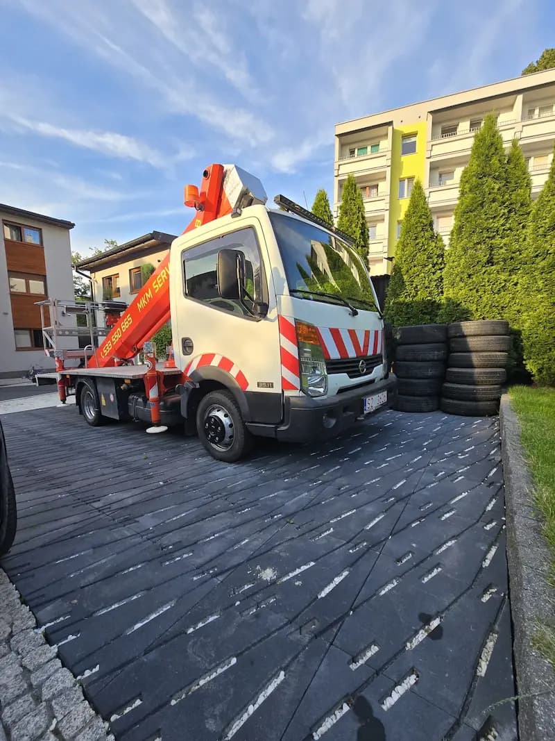 MKM Service – Wynajem podnośnika koszowego
